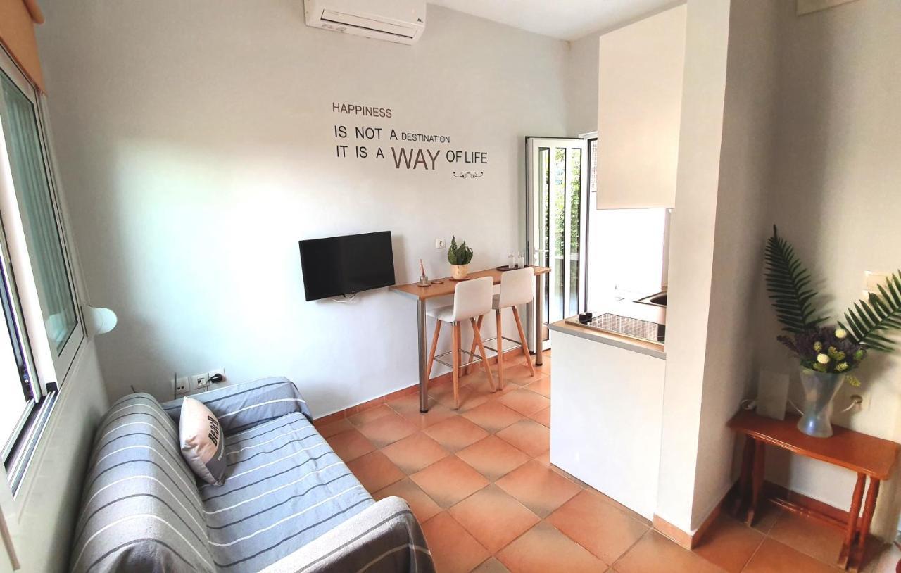 Cozy Seaside Studio In Lemos Vouliagmenis Athen Eksteriør billede
